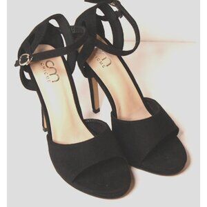 Chicme Faux-Suede Black Ankle Strap Peep Toe Platform Sandals Heels Size 9